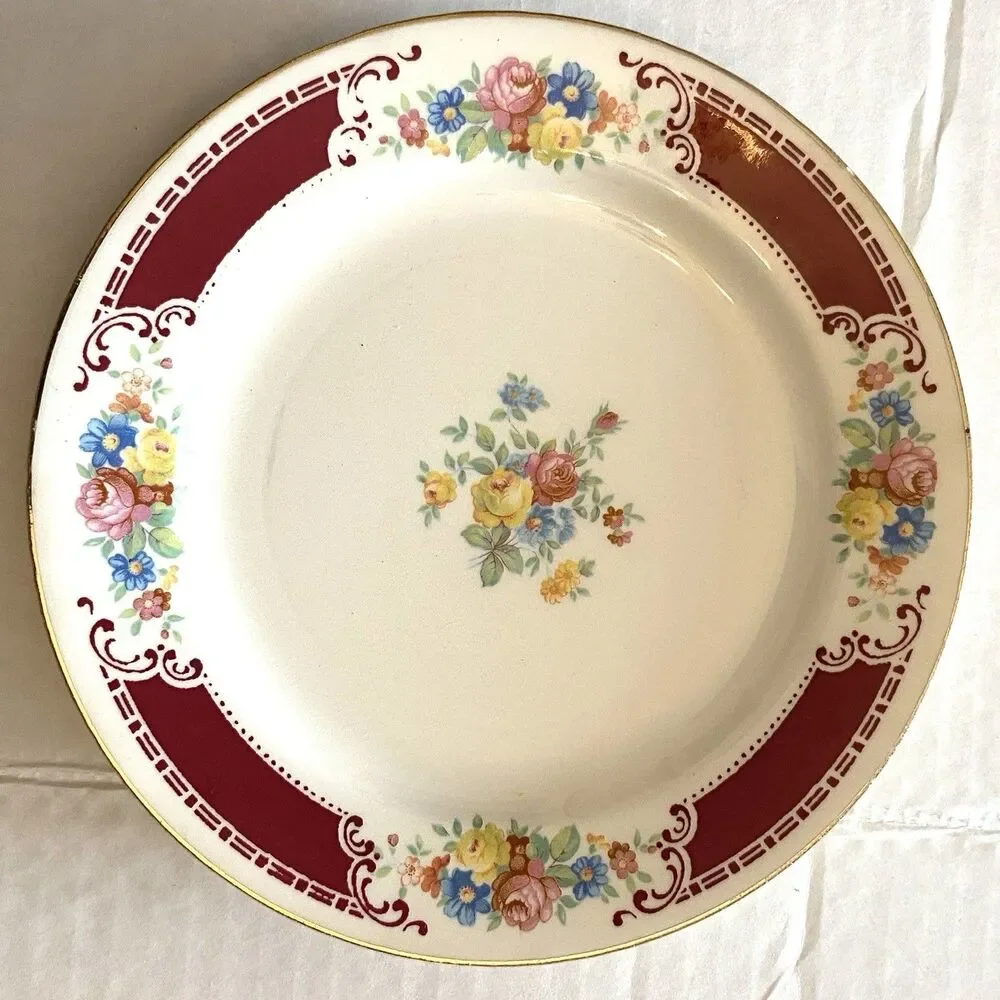 Vintage Homer Laughlin Majestic Brittany Lady Alice 6.25